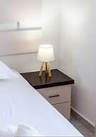 Stylish Studio With Scenic Gardens Golem