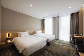 WELLPARK HOTEL
