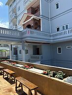 CandlePine Suites