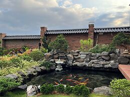 CandlePine Suites