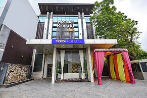 Fabhotel Ronald Inn