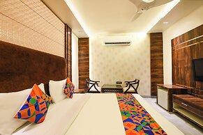 Fabhotel Ronald Inn