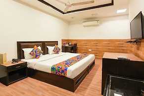 Fabhotel Green Park