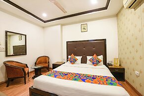 Fabhotel Green Park