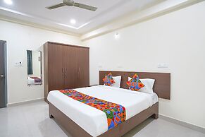Fabhotel Frendz