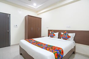 Fabhotel Frendz