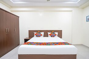 Fabhotel Frendz