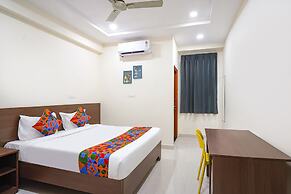 Fabhotel Frendz