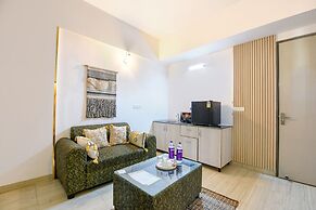 FabHotel Prime Spectrum Metro - With Pool | 5 mins Walk from Sector 75