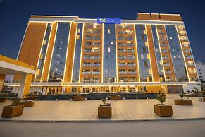 FabHotel Prime Spectrum Metro - With Pool | 5 mins Walk from Sector 75