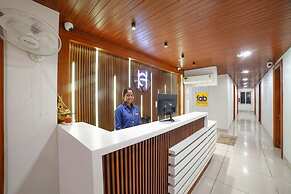 Fabhotel Eminent