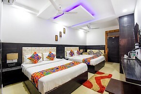 Fabhotel City Pride