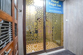 Fabhotel Regal Inn