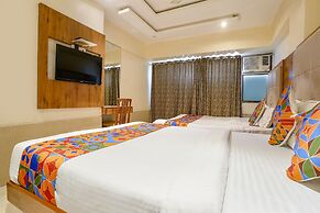 Fabhotel Regal Inn