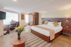 Karen Plains Hotel