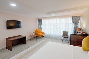 Karen Plains Hotel