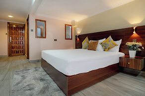 Karen Plains Hotel