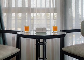 Karen Plains Hotel