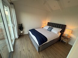 Kingdom Cottages