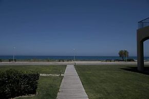 Cassiopeia 2-Beds Lower on Beach w Pool