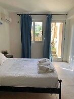 Cassiopeia 2-Beds Lower on Beach w Pool