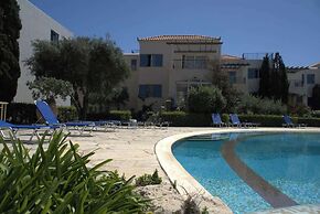 Cassiopeia 1BR Apt on Beach with Pool