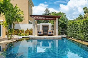Andaman Pool Villas, Maikhao Beach Phuket