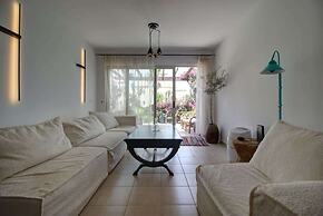 Villa Elias 3BR with Jacuzzi & Pool