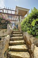 Villa Elias 3BR with Jacuzzi & Pool