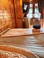 Standard Cabin in Crianlarich, West Highland way