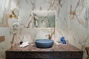 Carat Hotel Yerevan