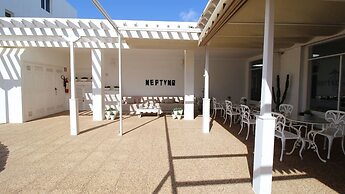 Neptuno Suites - Only Adults