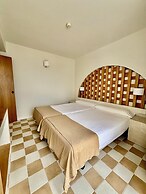 Neptuno Suites - Only Adults