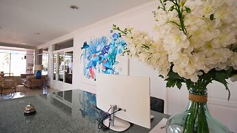 Neptuno Suites - Only Adults