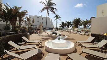 Neptuno Suites - Only Adults