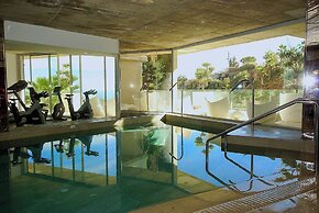 Apartment Sleeps 4 With Gym & Spa