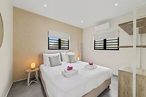 Villa Paradise with pool at mambo beach