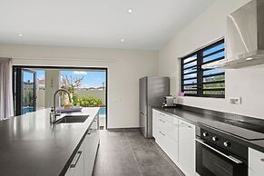 Villa Amber with pool at mambo beach