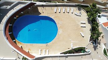 Albufeira Blue Wave Retreat 64