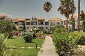 Villa Elias 1BR Upper Apt with Pool