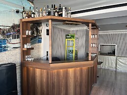 Ist Suit Otel