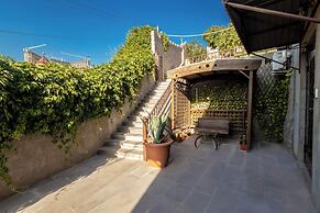 Hillside Guest House