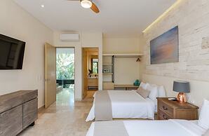 Hum Living Luxury Villas-La Veleta Tulum
