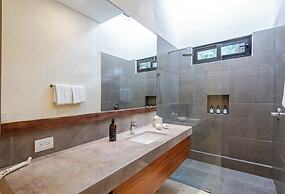 Hum Living Luxury Villas-La Veleta Tulum