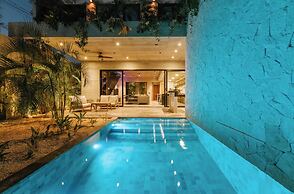Hum Living Luxury Villas-La Veleta Tulum