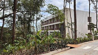 Hotel Mundo Maya Palenque