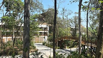 Hotel Mundo Maya Palenque