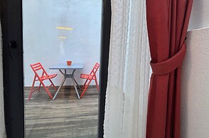 Idor Guest House