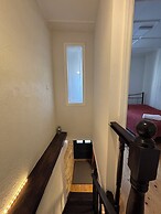 Idor Guest House