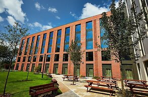 Student Only Vita Pebble Mill